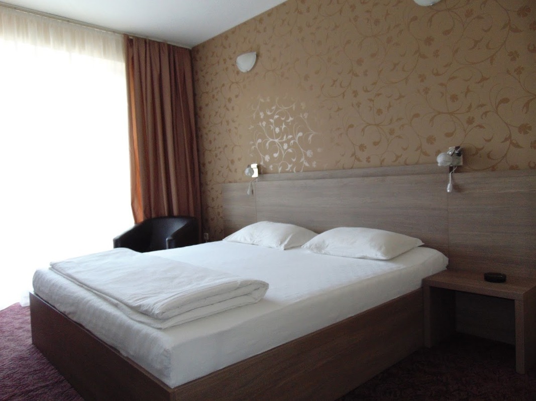 Hotel Holiday - cazare in Eforie Nord