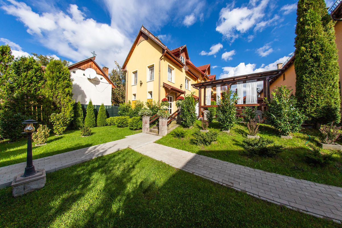 Pensiunea Sólyomkő - cazare in Bixad